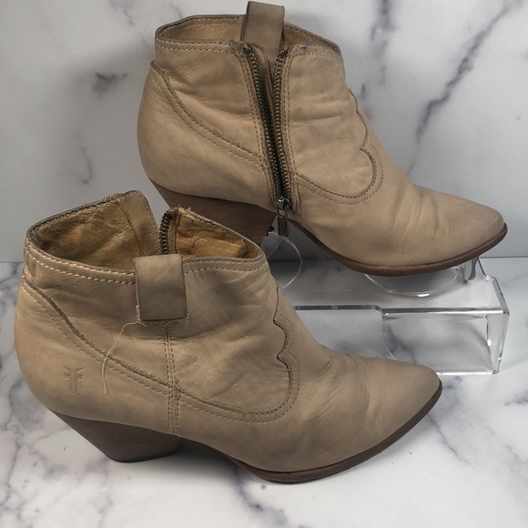 FRYE REINA Western Ankle Side Zip Bootie Neutral Leather, Size 7.5M - Picture 9 of 14